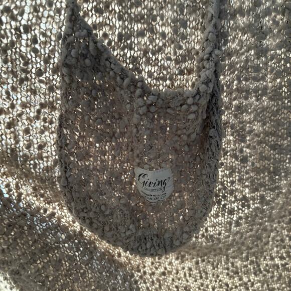 DEMDACO MADE WITH LOVE "Giving Collection" Chunky Cozy Pockets Shawl Taupe SzOS - Picture 3 of 7